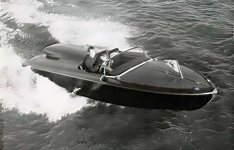 vintage 50s speedboat