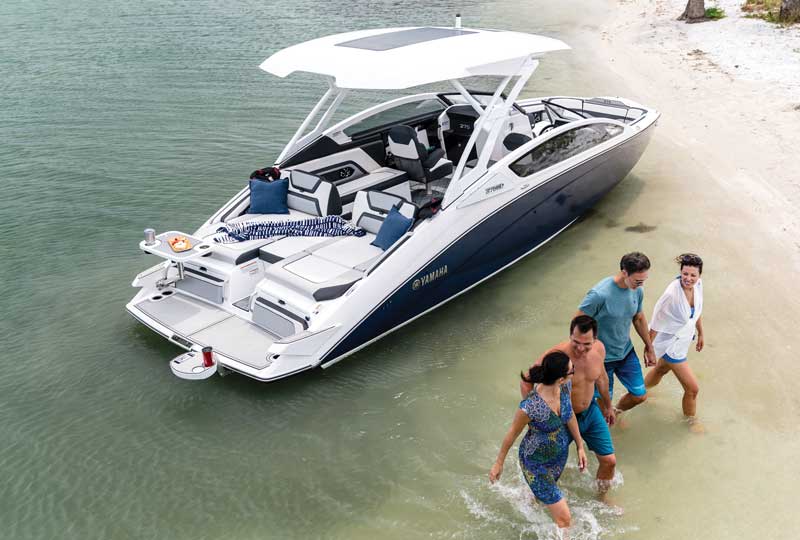 Boat Review: Yamaha 275E, Going Propless