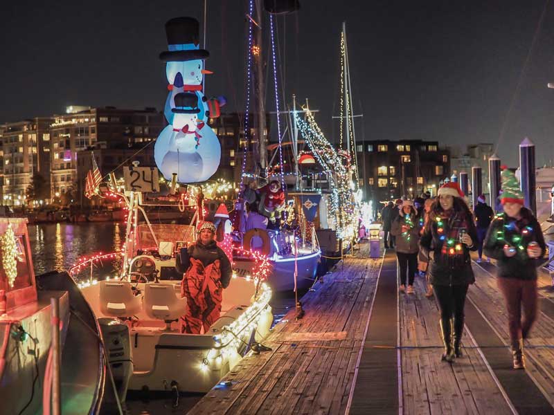 chesapeake bay lighted boat parades