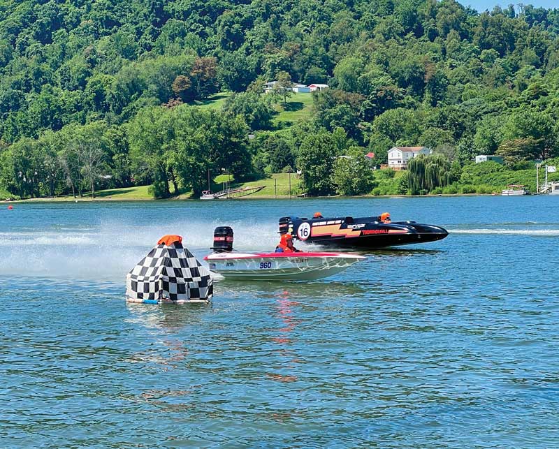 vintage race boat