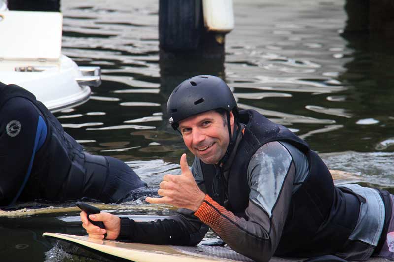 foiling electric surfboards