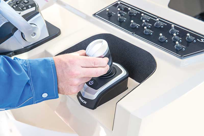 Evinrude iDock joystick piloting systems wins top industry award. Courtesy Evinrude