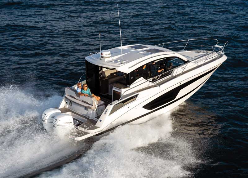 Boat Review Four Winns Vista 355 Coupe Ob Proptalk