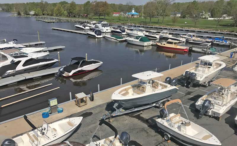 anchor boats