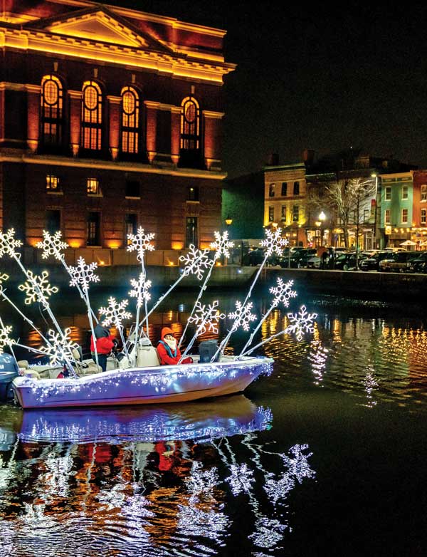 chesapeake bay lighted boat parades