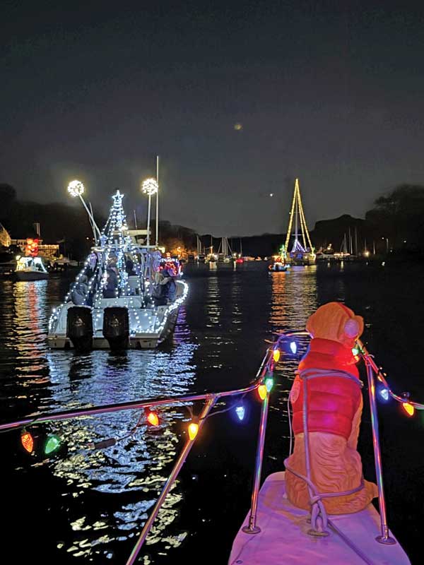 lighted boat parades