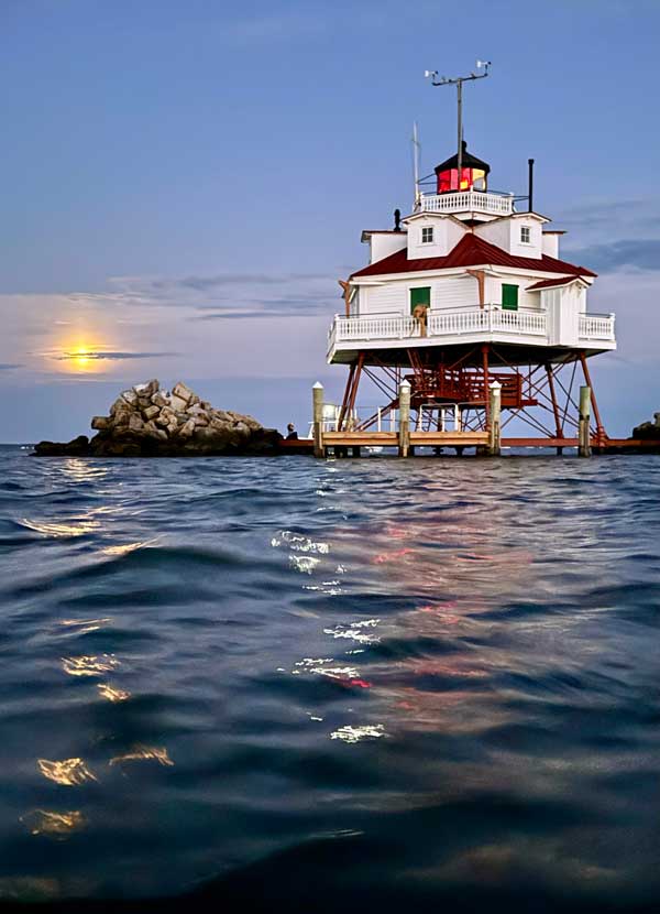thomas point shoal lighthouse