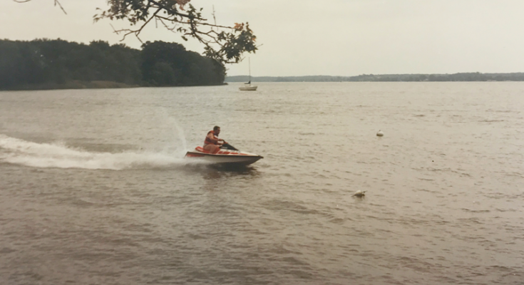 jetskis