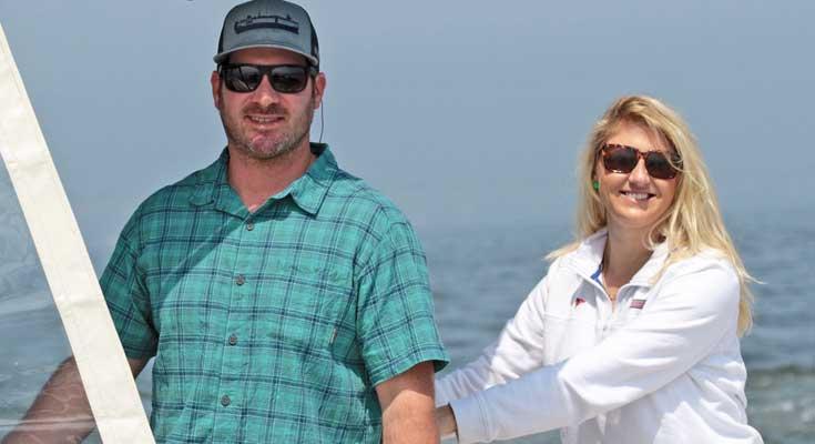 powerboating couples