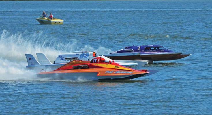 powerboat racing