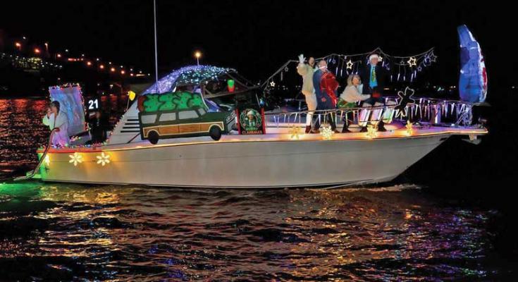 chesapeake bay lighted boat parades