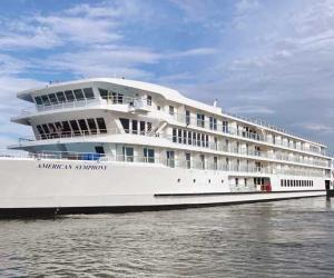 Mississippi river cruise
