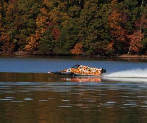 electric speedboat