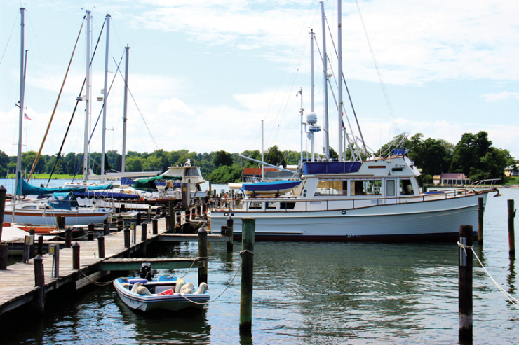 The waterfront at Rappahannock Yachts.