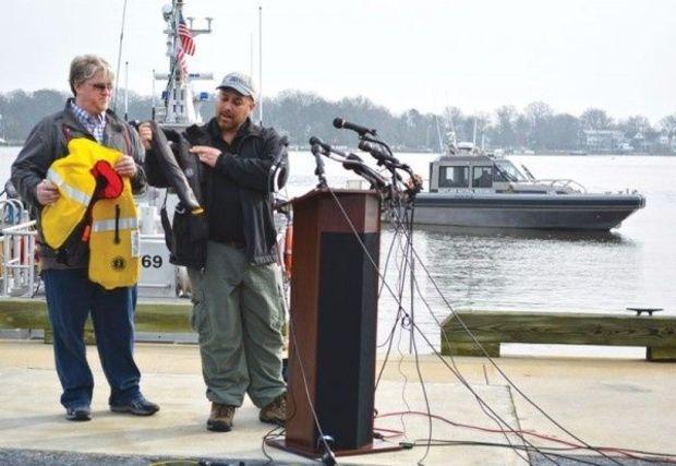Frend and Stemcosky discuss lifejackets and safety. Photo by NRP