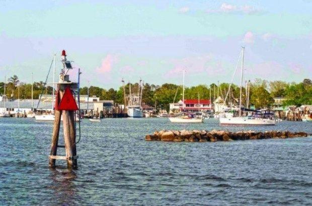 Oriental, NC, a favorite port of call on the Neuse River