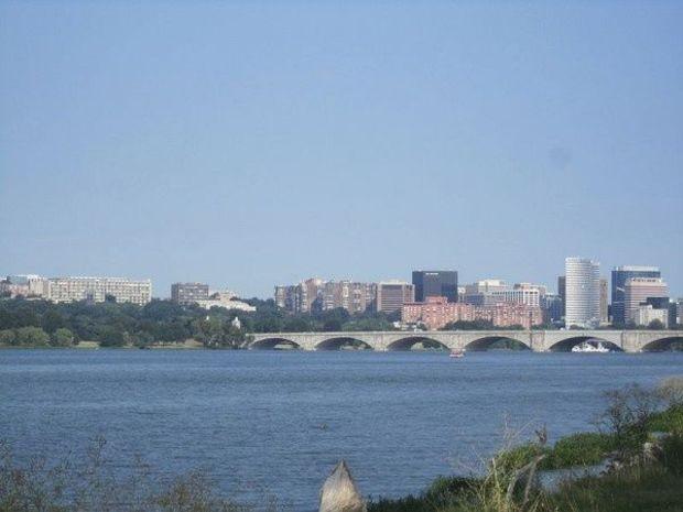 The Potomac River coming into Washington, DC.