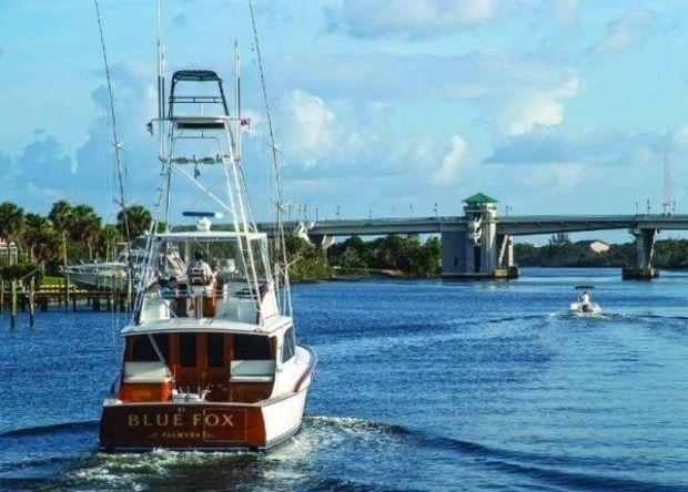 Florida cruising. Photo by Katie and Gene Hamilton