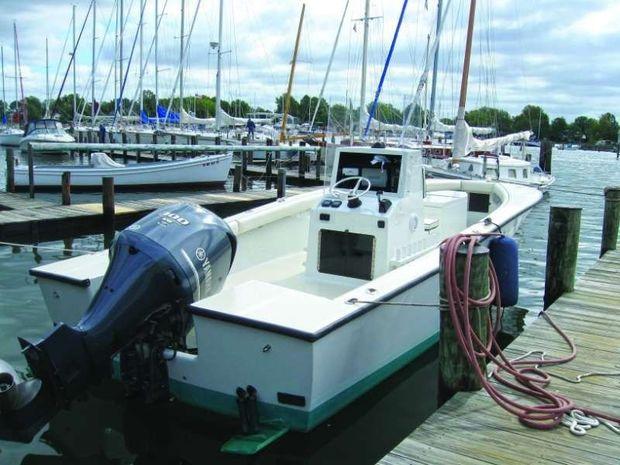 A newly refurbished Edey and Duff Conch 27 received a new deck as well as a new fuel tank at Cutts and Case in Oxford, MD.